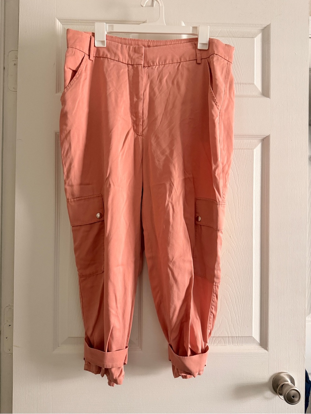 Express Coral Cargo Capris